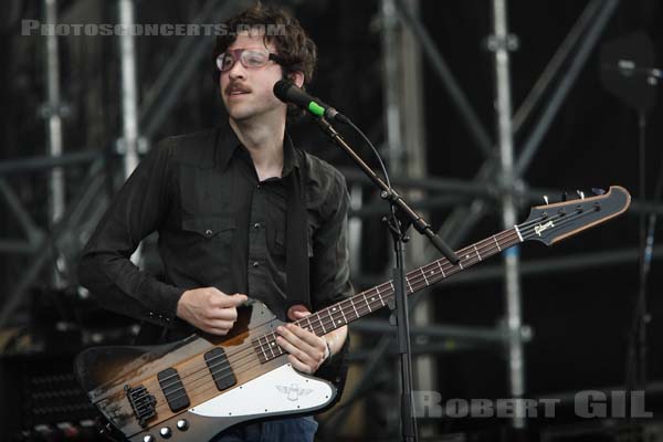 WE ARE SCIENTISTS - 2006-07-07 - PARIS - Hippodrome de Longchamp - 